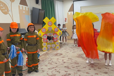 «Кошкин дом» на новый лад: юные пожарные «Искорка» учат безопасности