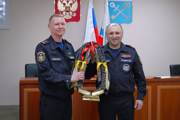 Василию Аникину вручили «Хомут начальника отряда»