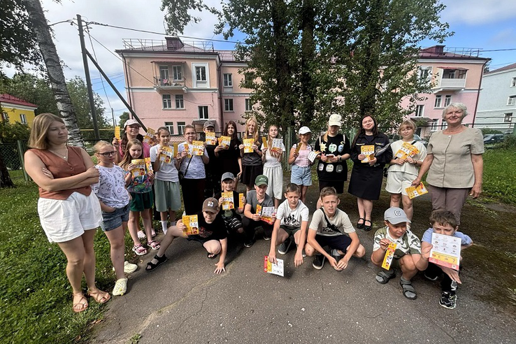 «Когда секунды решают всё: пожарные учили детей быть на шаг впереди огня»
