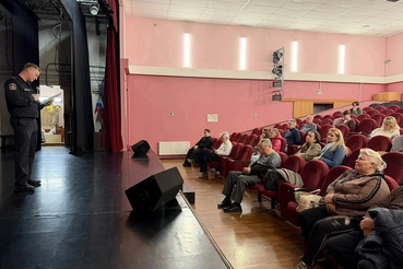 Готовность на деле: сотрудники учреждений тренировались действовать при пожаре