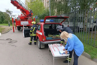 Кингисеппский отряд Леноблпожспас провел пожарно-тактические учения на базе колледжа технологии и сервиса