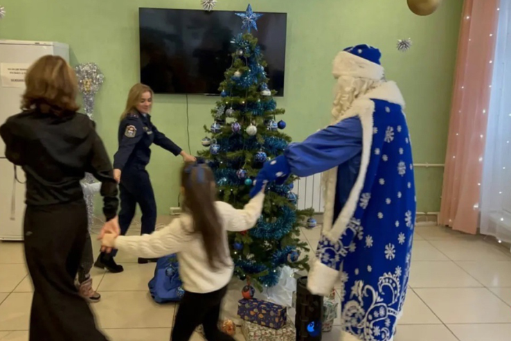 Детям Донбасса-новогодний праздник!