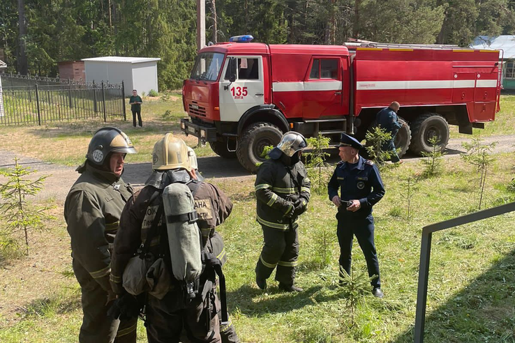 Пожарно-тактические учения на базе СБ «Красногвардеец» п. Толмачёво.