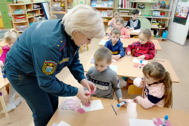 «Огонь на ладошке» и «Пожарный брейн-ринг»