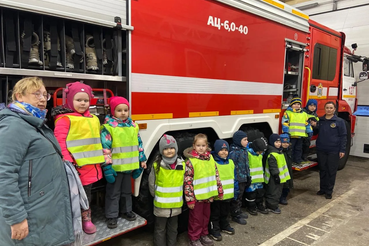 «А кто такой пожарный?»: ответы нашли в пожарной части №127