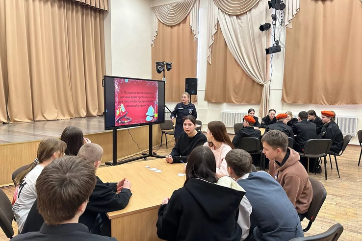 Не только сила, но и ум: проверка знаний для юных огнеборцев