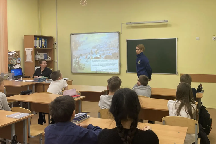 «Уроки Мужества» о пожарных в годы войны прошли в школах региона