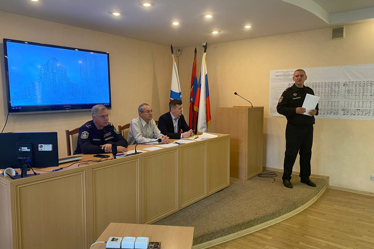 Профилактика пожаров в многоквартирных домах: в Приозерском районе прошел учебный семинар