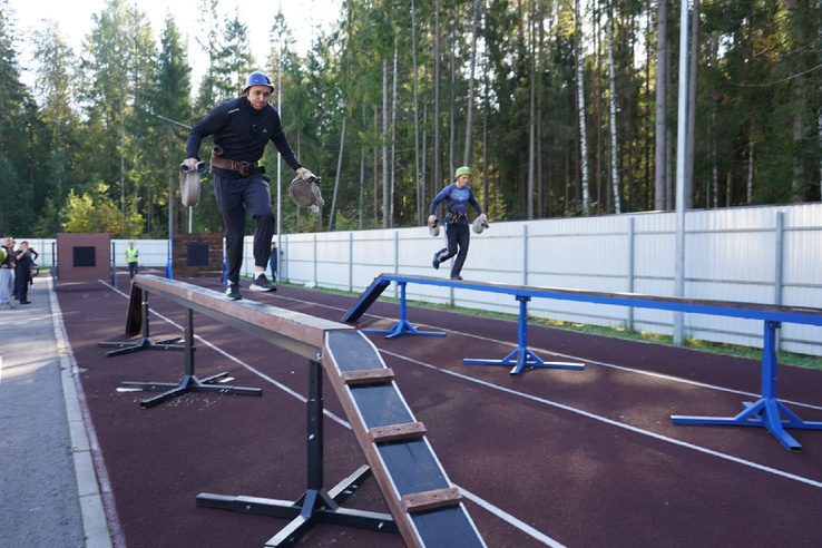 Определены лучшие спортсмены Леноблпожспас.