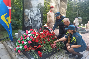 Акция «Вахта памяти на Дороге Жизни».