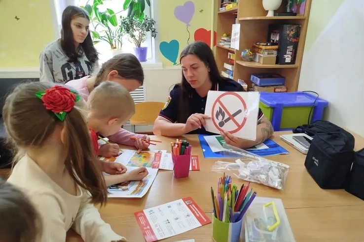Леноблпожспас провел уроки безопасности для дошкольников в шести районах области