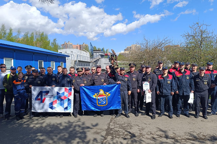 Сквозь дым и пламя: определено лучшее звено газодымозащитной службы Леноблпожспас