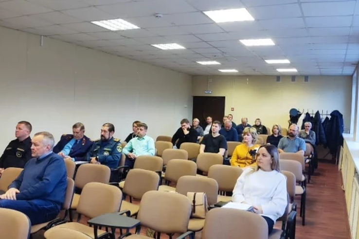 В Лужском районе состоялось заседание комиссии по вопросами предотвращения и устранения чрезвычайных ситуаций