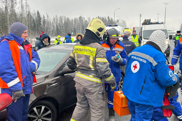 Леноблпожспас принял участие в комплексных учениях по ликвидации последствий массового ДТП